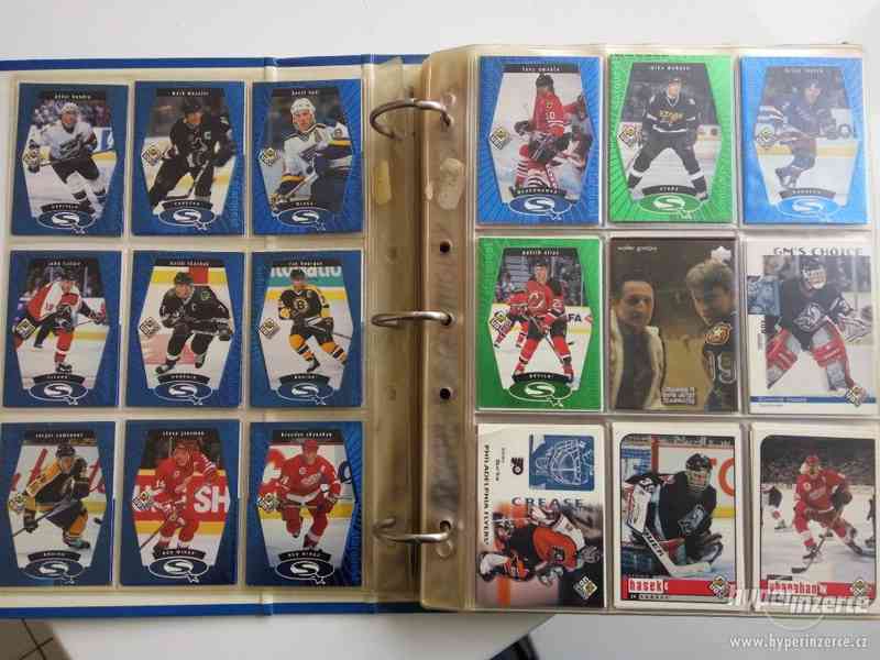 Cca 600 karet hráčů NHL - foto 2
