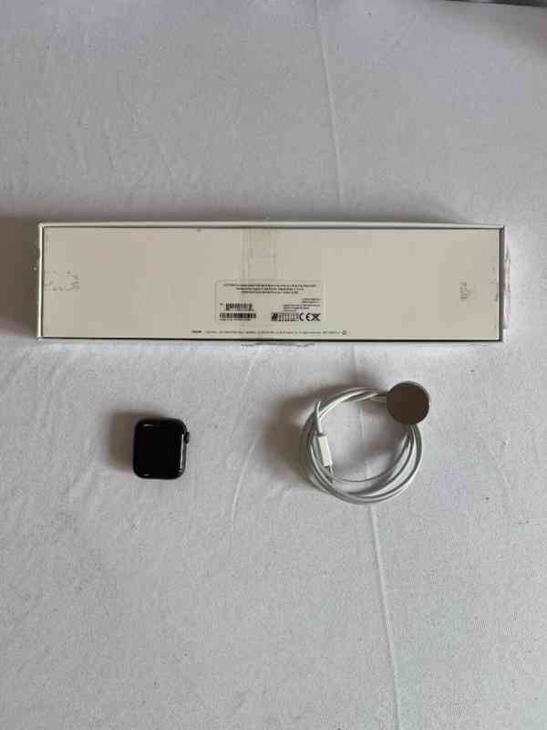 Apple Watch Series 6 GPS Aluminium 40 mm v provedení Spac... - foto 2