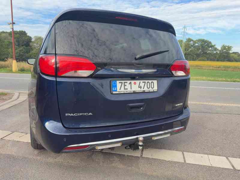  Chrysler Pacifica 3,6 Limited LPG Radar 360 2018 - foto 5