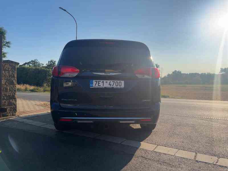  Chrysler Pacifica 3,6 Limited LPG Radar 360 2018 - foto 5
