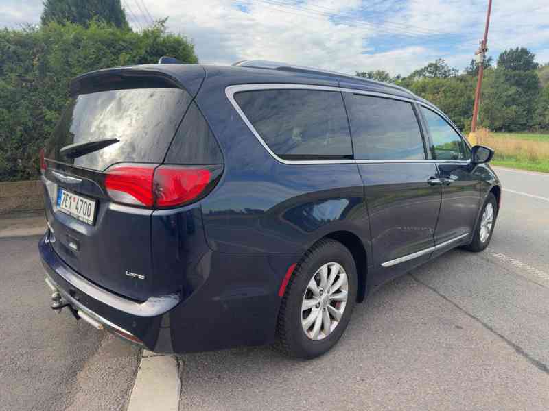  Chrysler Pacifica 3,6 Limited LPG Radar 360 2018 - foto 4