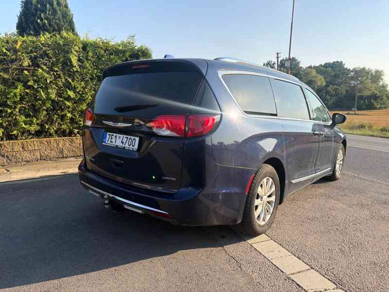  Chrysler Pacifica 3,6 Limited LPG Radar 360 2018 - foto 4