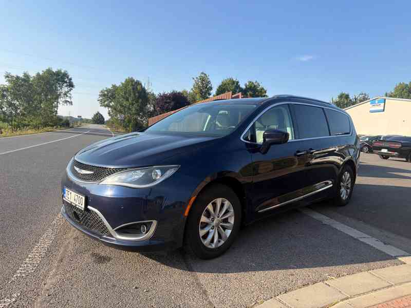  Chrysler Pacifica 3,6 Limited LPG Radar 360 2018 - foto 2