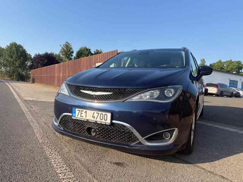  Chrysler Pacifica 3,6 Limited LPG Radar 360 2018 - foto 6