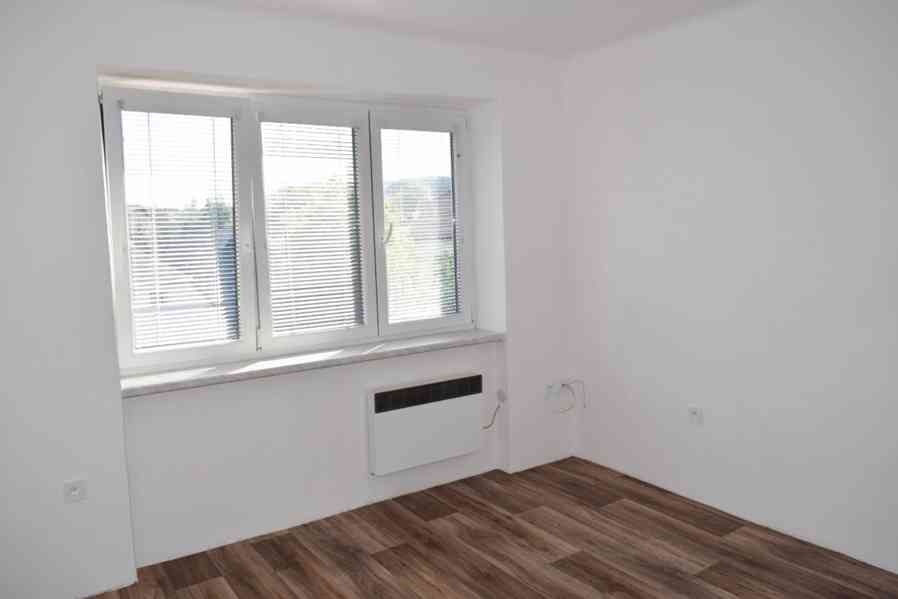 Prodej pěkného bytu 3+kk ve Rtyni v Podkrkonoší - foto 5