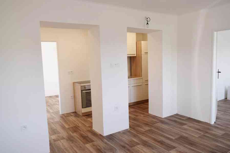 Prodej pěkného bytu 3+kk ve Rtyni v Podkrkonoší - foto 6