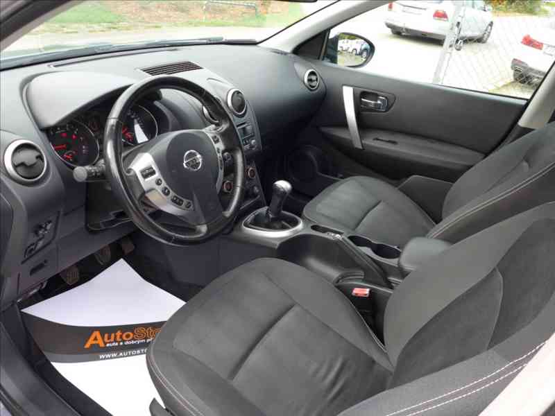 Nissan Qashqai 1,6 i DIGI AC, SERVIS, 1.MAJ - foto 5