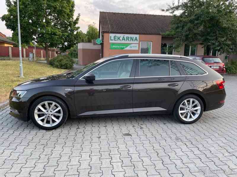 Škoda Superb 2,0   III - foto 3