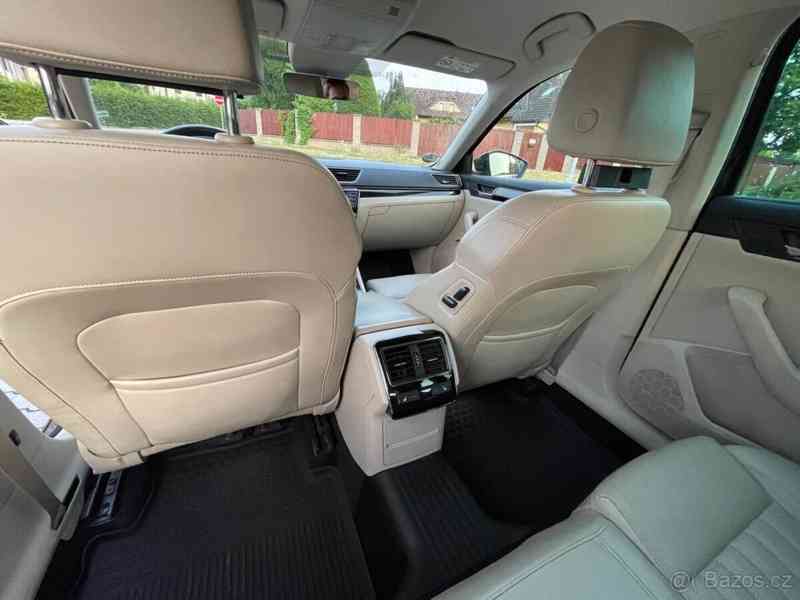 Škoda Superb 2,0   III - foto 10