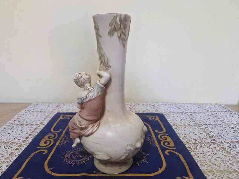 Krásná secesní porcelánová plastika Dívka Akt Royal Dux - foto 5