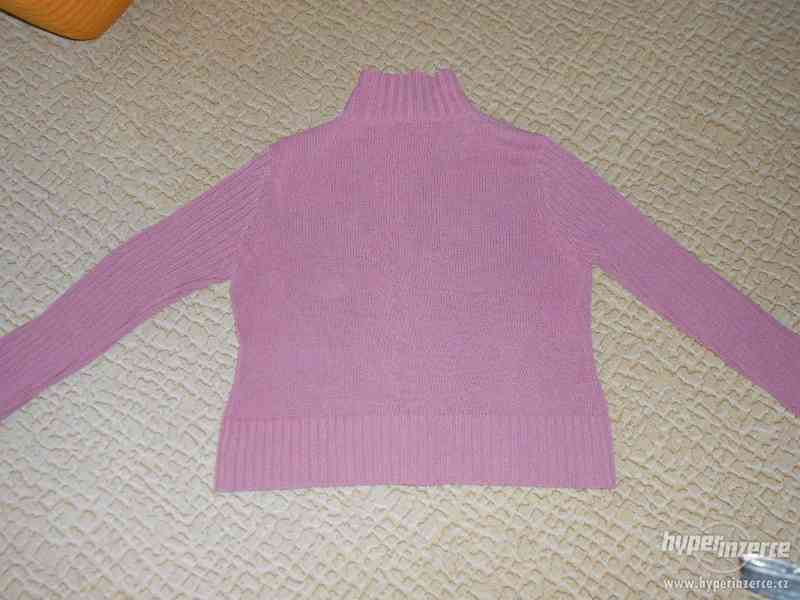 Prodám růžový svetr - foto 3