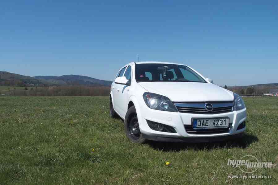 Opel Astra AC Kombi - foto 1