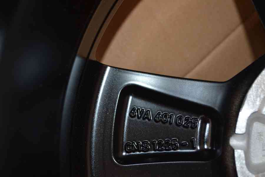Škoda Fabia IV, S.Ibiza, VW Polo- NOVÉ 15 orig.Alu disky - foto 10
