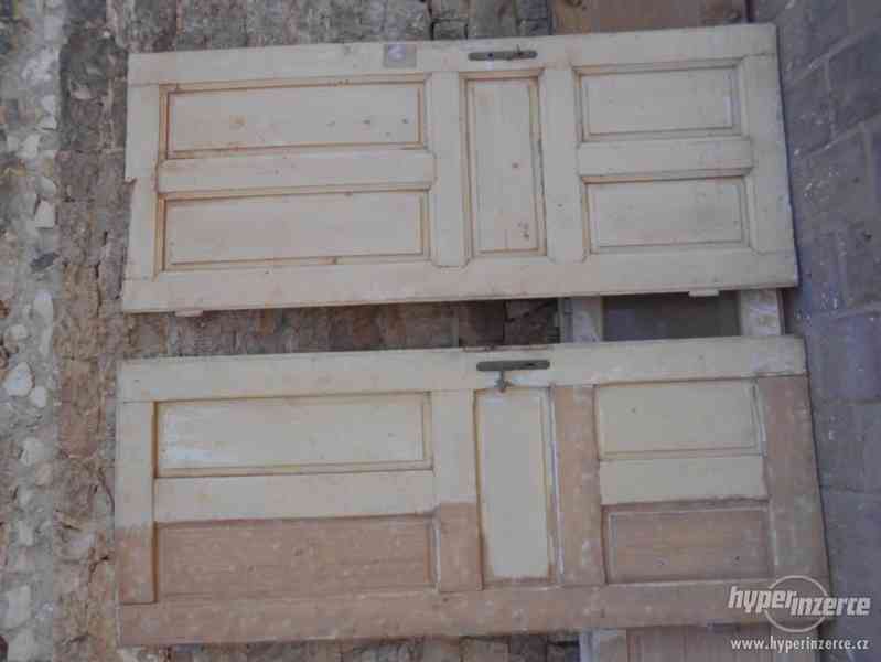 Dřevěné kazetové dveře-č.151 - foto 1