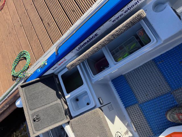 Použitá motorová loď RiverFox 470 + motor + vlek - foto 6