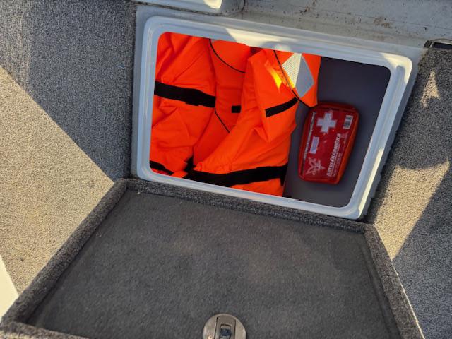 Použitá motorová loď RiverFox 470 + motor + vlek - foto 9