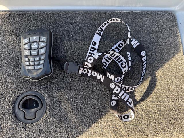 Použitá motorová loď RiverFox 470 + motor + vlek - foto 8