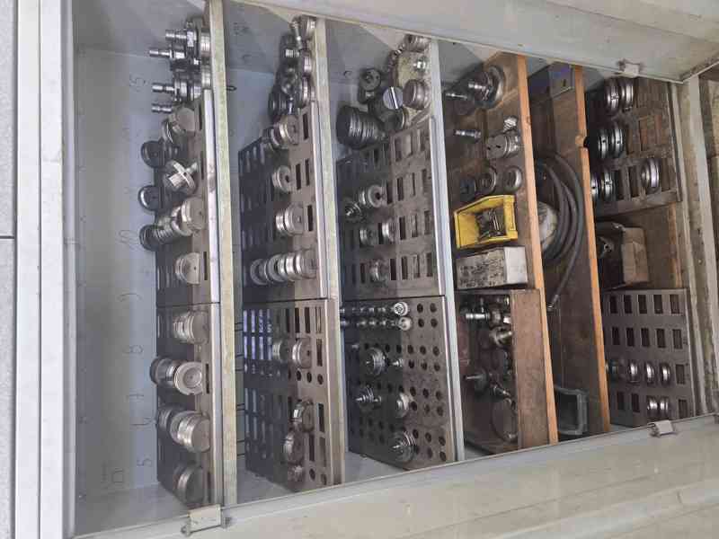 Použitý vysekávací lis EUROMAC CX 1000/30, r. v. 1999 - foto 7