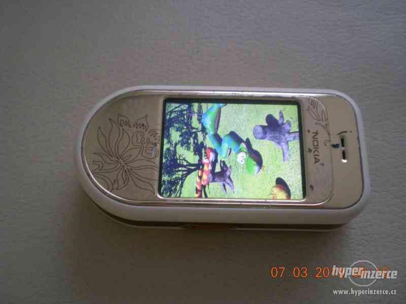 Nokia 7370 - plně funkční mobilní telefony z r.2005 - foto 3