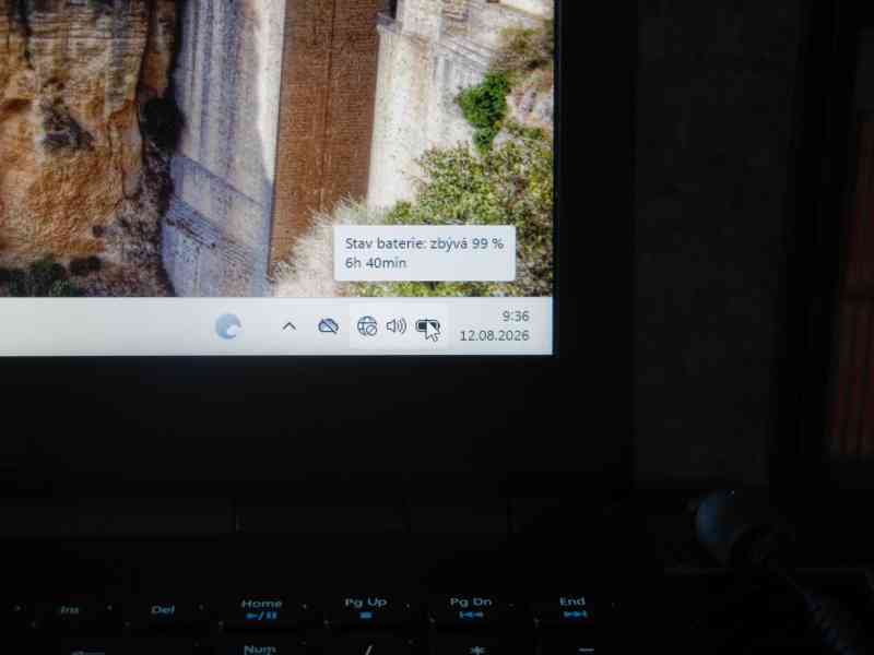 Acer TravelMate P256-M - foto 10