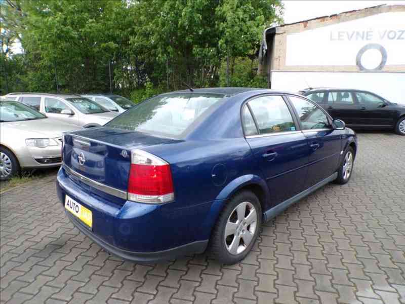 Opel Vectra 2,0 DTI - foto 4