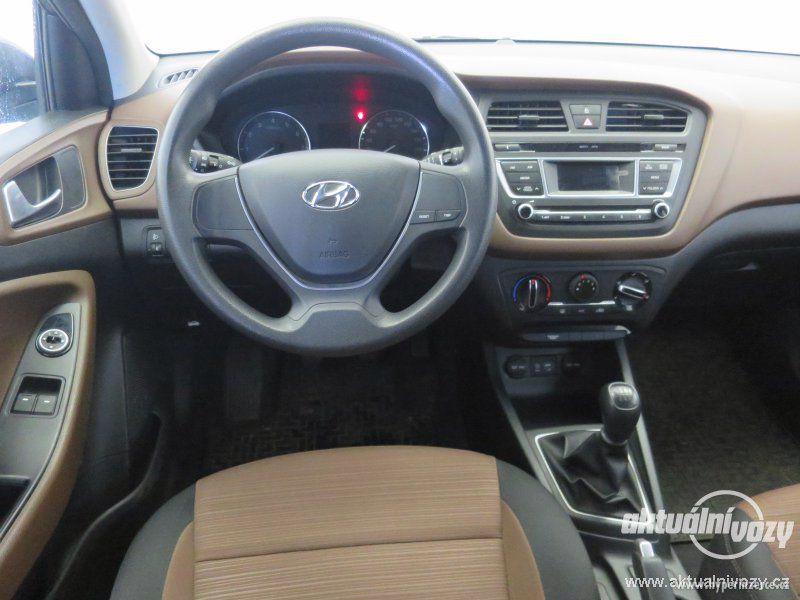 Hyundai i20 1.2, benzín, RV 2015 - foto 13