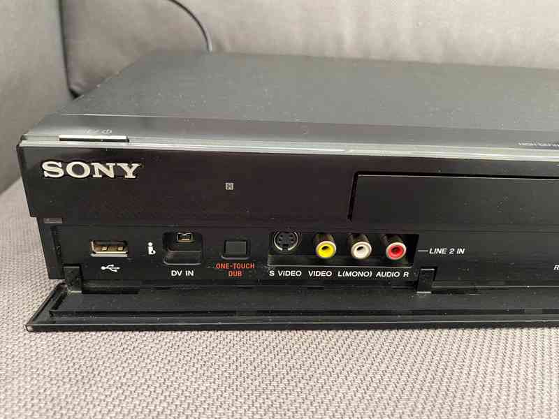 DVD / HDD rekordér Sony RDR-DC105 - foto 5