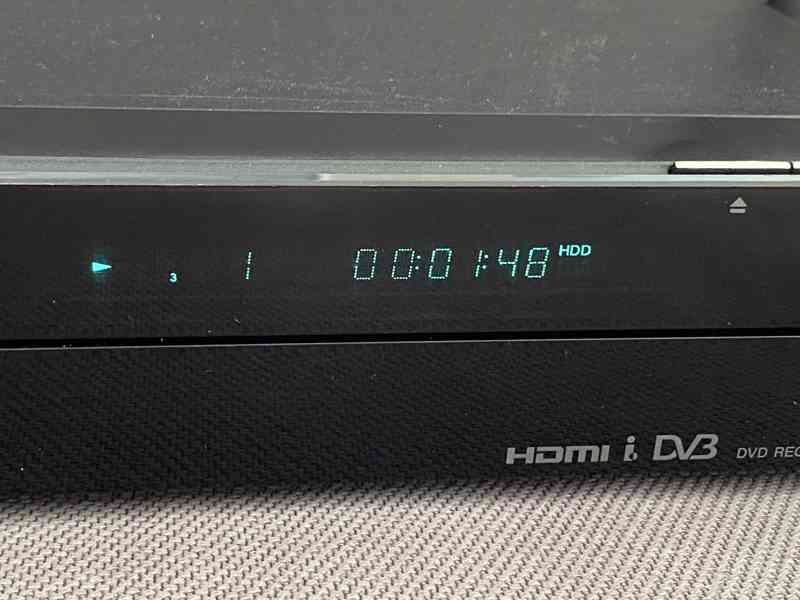 DVD / HDD rekordér Sony RDR-DC105 - foto 9