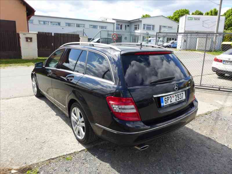 Mercedes-Benz Třídy C 2,2 CDI 125KW AVANTGARDE - foto 4