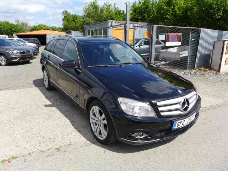 Mercedes-Benz Třídy C 2,2 CDI 125KW AVANTGARDE - foto 2
