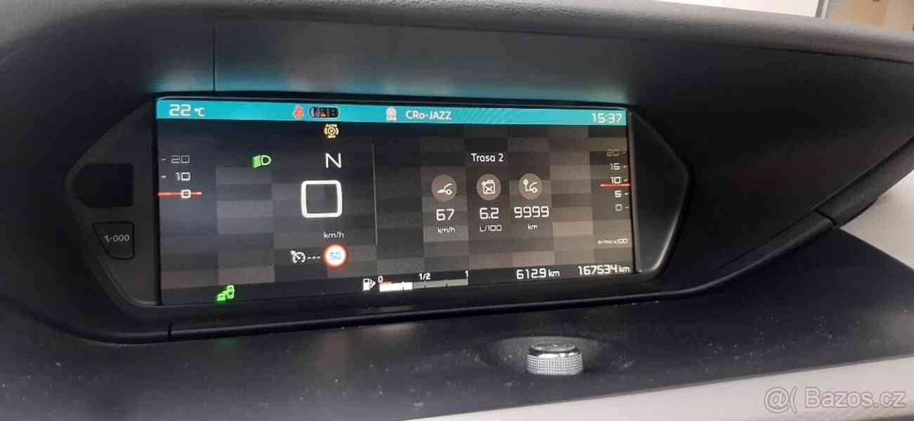 Citroën Grand C4 Picasso 2,0   130 kW velmi velmi nadstandar - foto 20