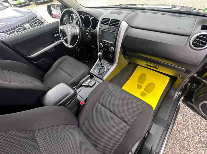 Suzuki Grand Vitara 2.4i Limited AUT. benzín 124kw - foto 15