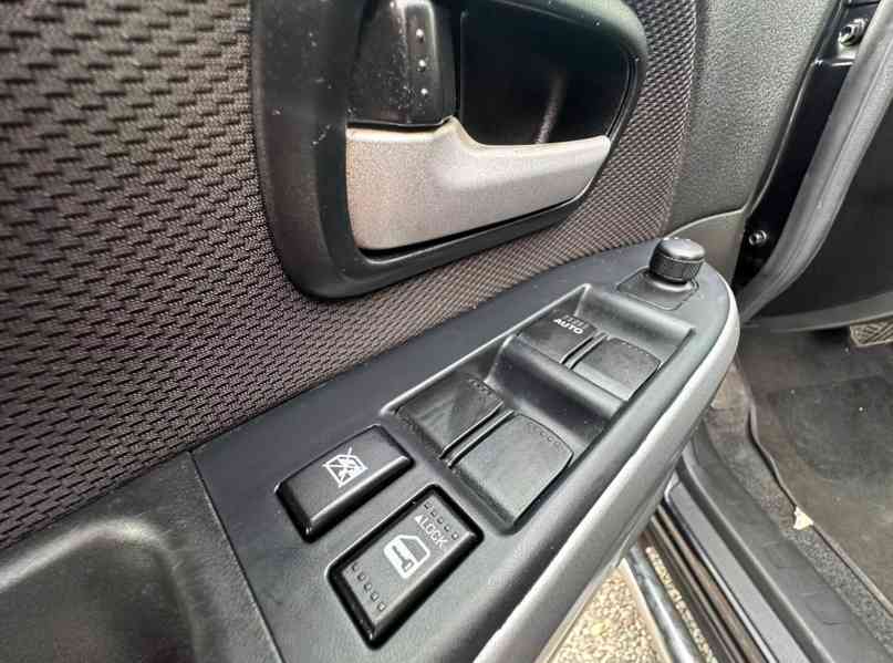 Suzuki Grand Vitara 2.4i Limited AUT. benzín 124kw - foto 17