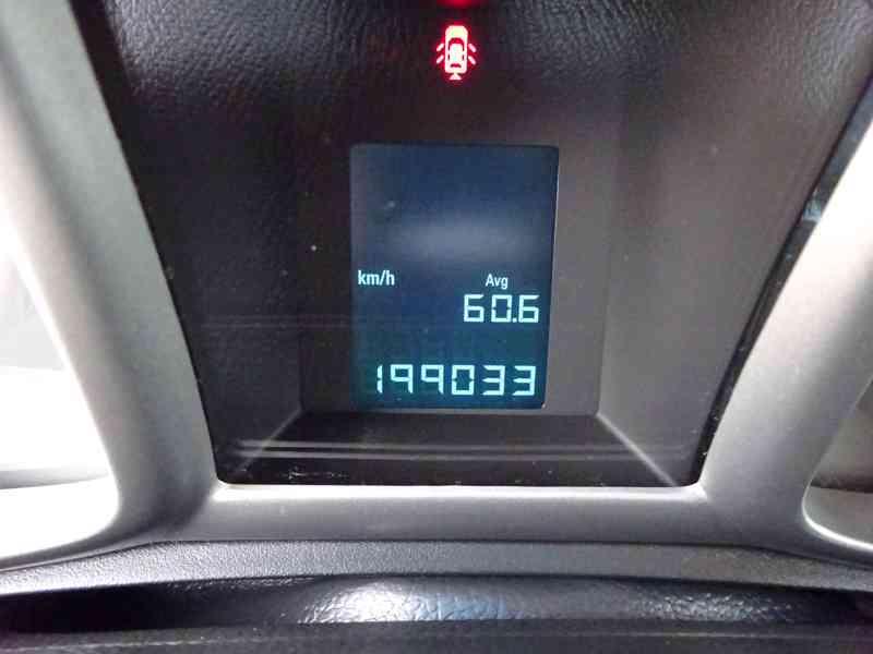 Chevrolet Orlando 2.0 VDCI r.v.2013 (1.Maj.serv.kníž.) ČR  - foto 10