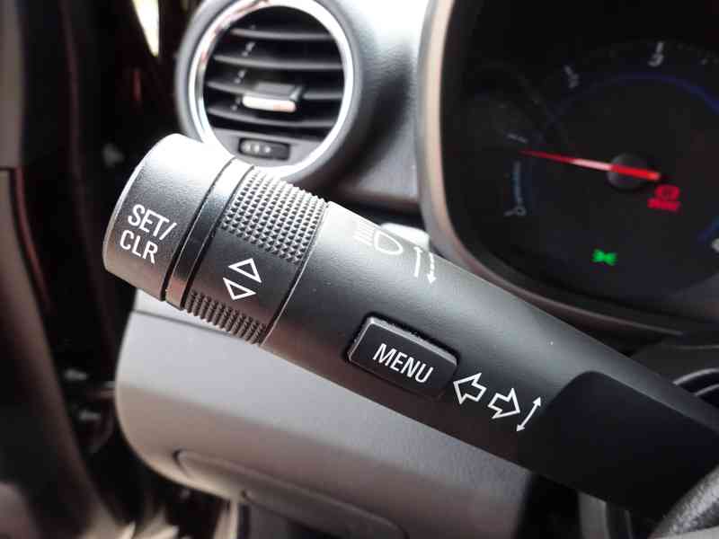 Chevrolet Orlando 2.0 VDCI r.v.2013 (1.Maj.serv.kníž.) ČR  - foto 11