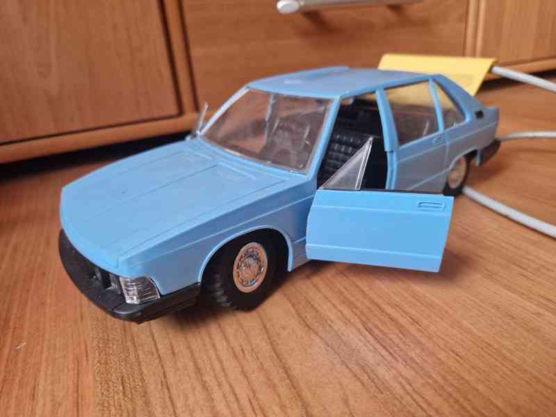 Tatra 613 a Liaz Š 100.5 - ITES na bowden a staré loutky JAS - foto 6