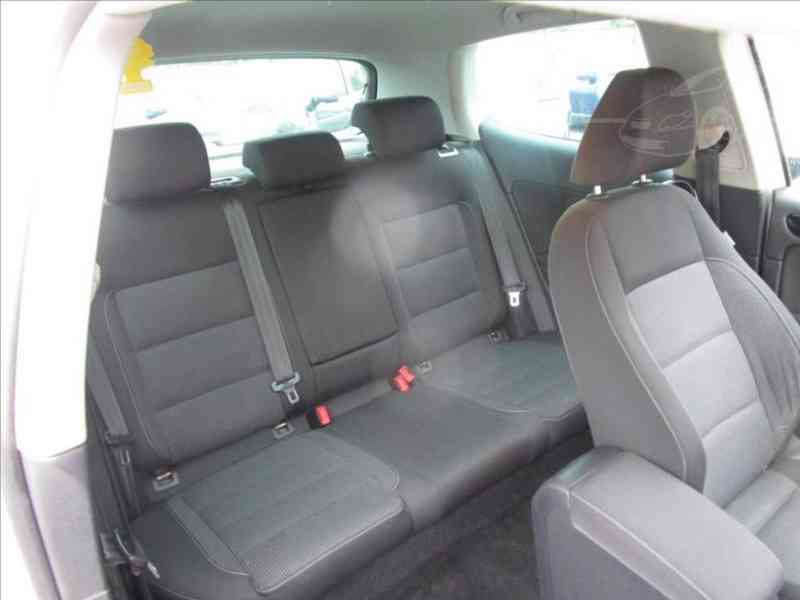 Volkswagen Golf 1,4 i COMFORT,KLIMA - foto 10