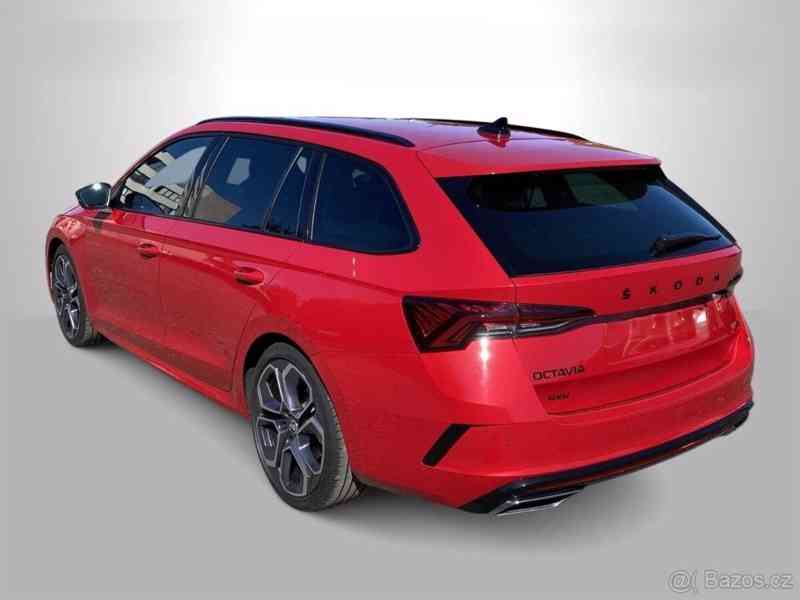 Škoda Octavia 2,0 TDI DSG RS - foto 6