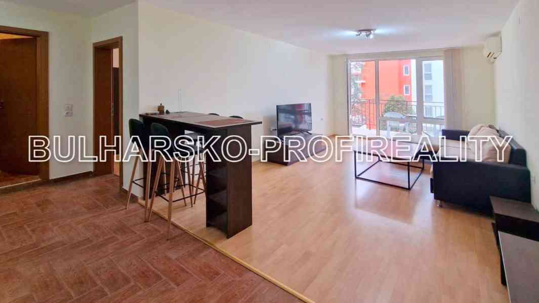  Bulharsko-PROSTORNÝ APARTMÁN 2+kk (63 m)  - foto 4