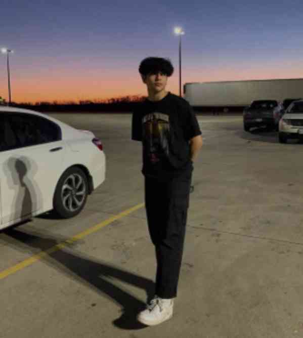 SDDFHWEYUH - foto 1