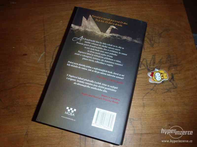 Papírová labuť NOVÁ kniha od: Leylah Attar - foto 2