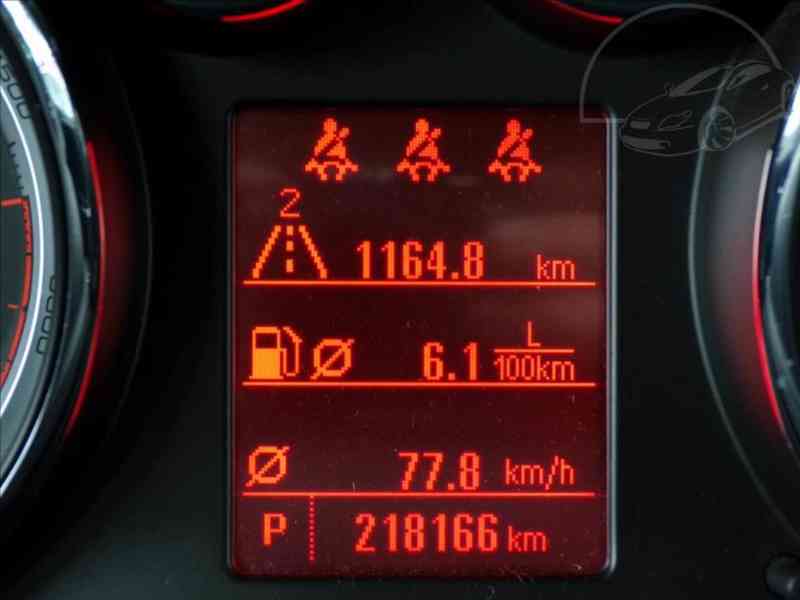 Opel Zafira 2,0 CDTI AUTOMAT TAŽ. ZAŘ. - foto 6
