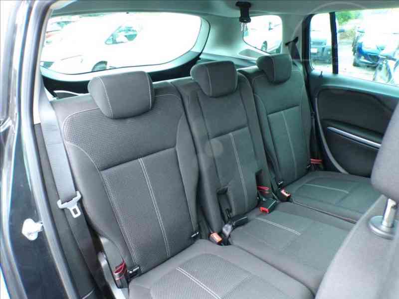 Opel Zafira 2,0 CDTI AUTOMAT TAŽ. ZAŘ. - foto 11
