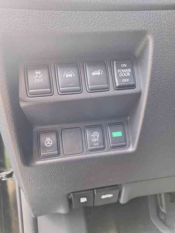 Nissan X-Trail 2,0   dCi 4x4 automat - foto 9