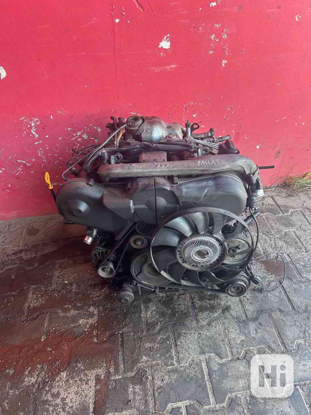 Motor 2,5TDI 6V 110 KW VW Passat typ AFB kompletní - foto 1