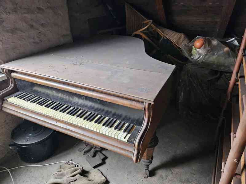 Piano křídlo - foto 3