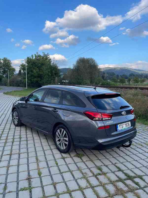 Hyundai i30 T-GDi 103kw Trikolor - foto 15