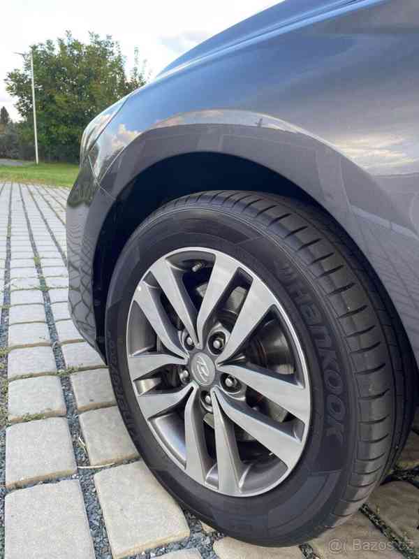 Hyundai i30 T-GDi 103kw Trikolor - foto 5