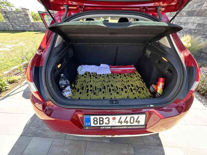Prodám Citroen C4 1.6 VTI benzin 88kw rok 2011 - foto 11
