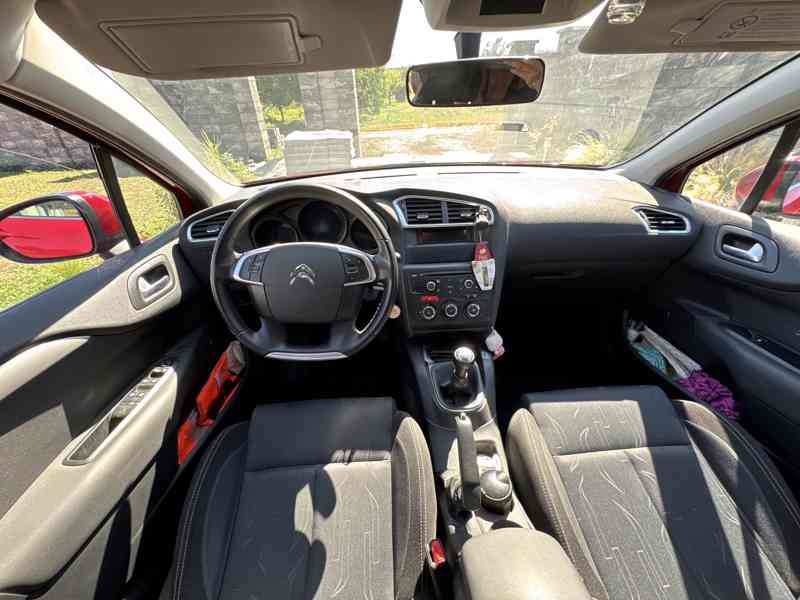 Prodám Citroen C4 1.6 VTI benzin 88kw rok 2011 - foto 9